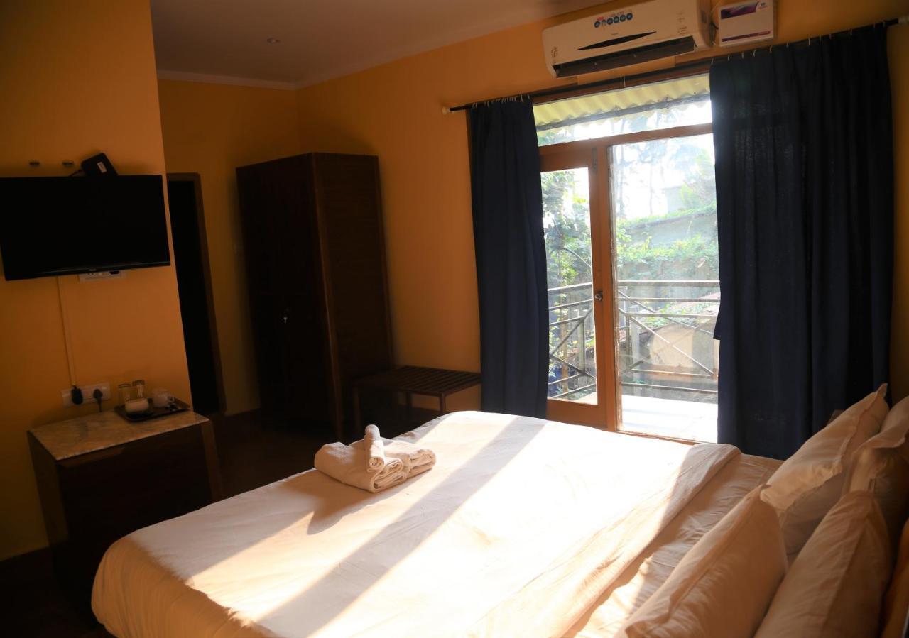 Rococco Ashvem Hotel Mandrem Buitenkant foto