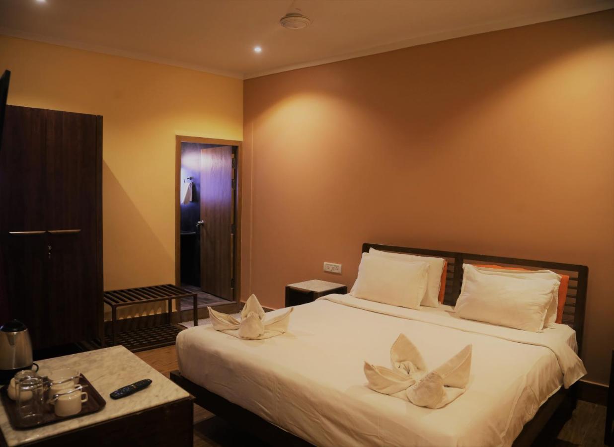 Rococco Ashvem Hotel Mandrem Buitenkant foto